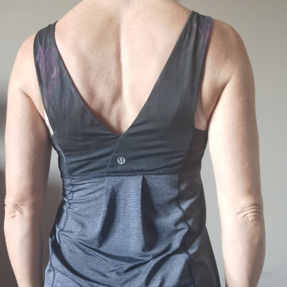 Lululemon Singlet - Picture 4 of 9